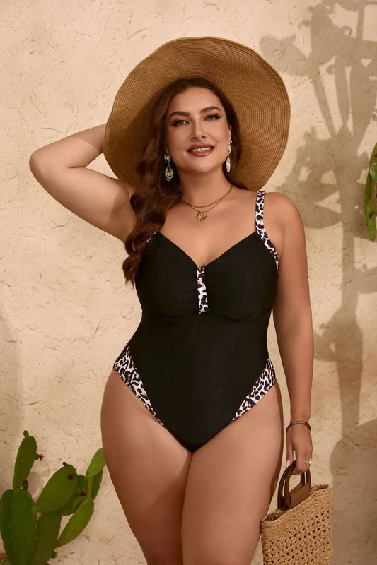 🏖️🩱【XL-5XL】Klasszikus egyrészes fürdőruha fekete csíkokkal